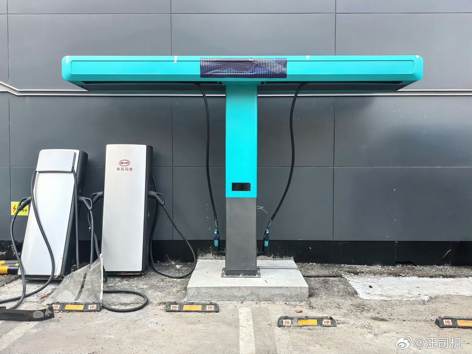 很多人因信息闭塞，对电动汽车的认知有相当大的偏差，基于错误的观念而做出的购车决策