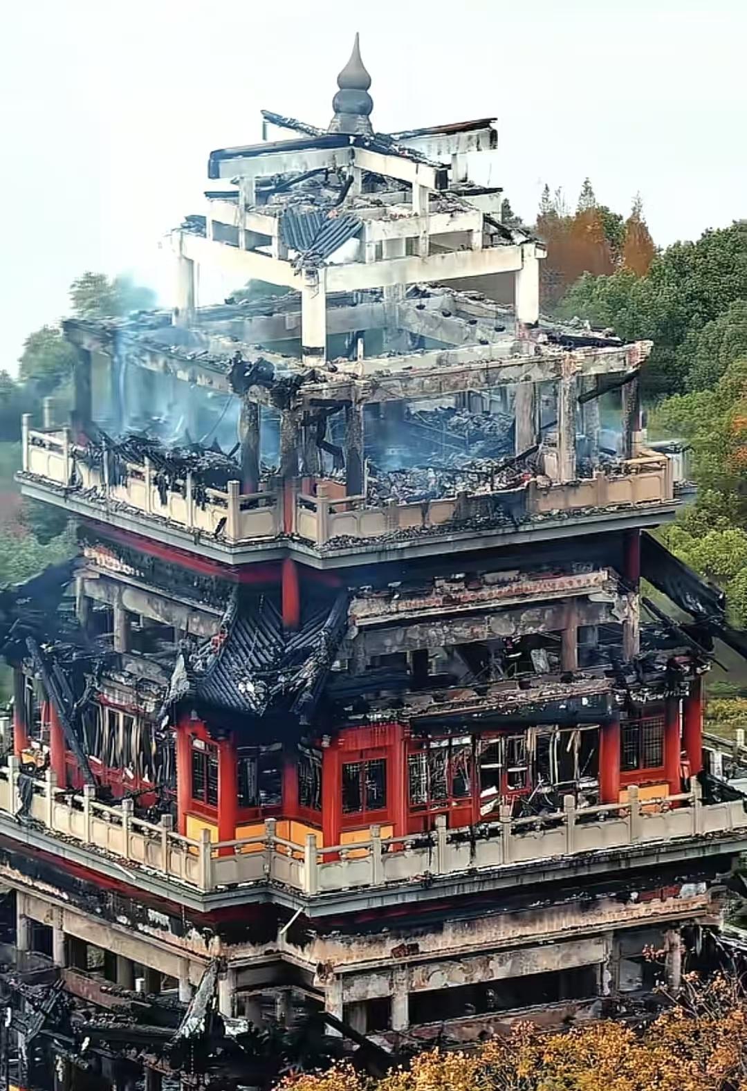 我们心疼的核心，是不可再生的文化遗产消亡——永安寺不只是一座建筑，更是承载千年历