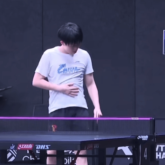 小肚 在的 ​​​