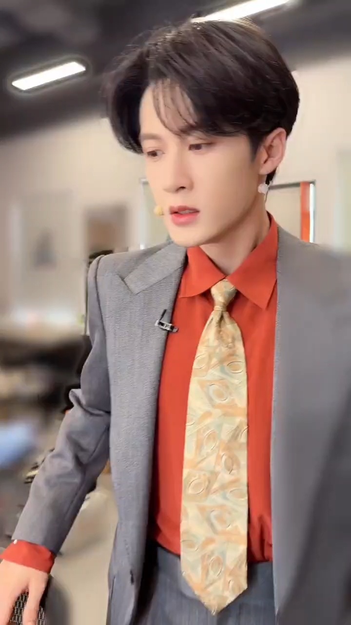 缠绵的晚风～～～～ 