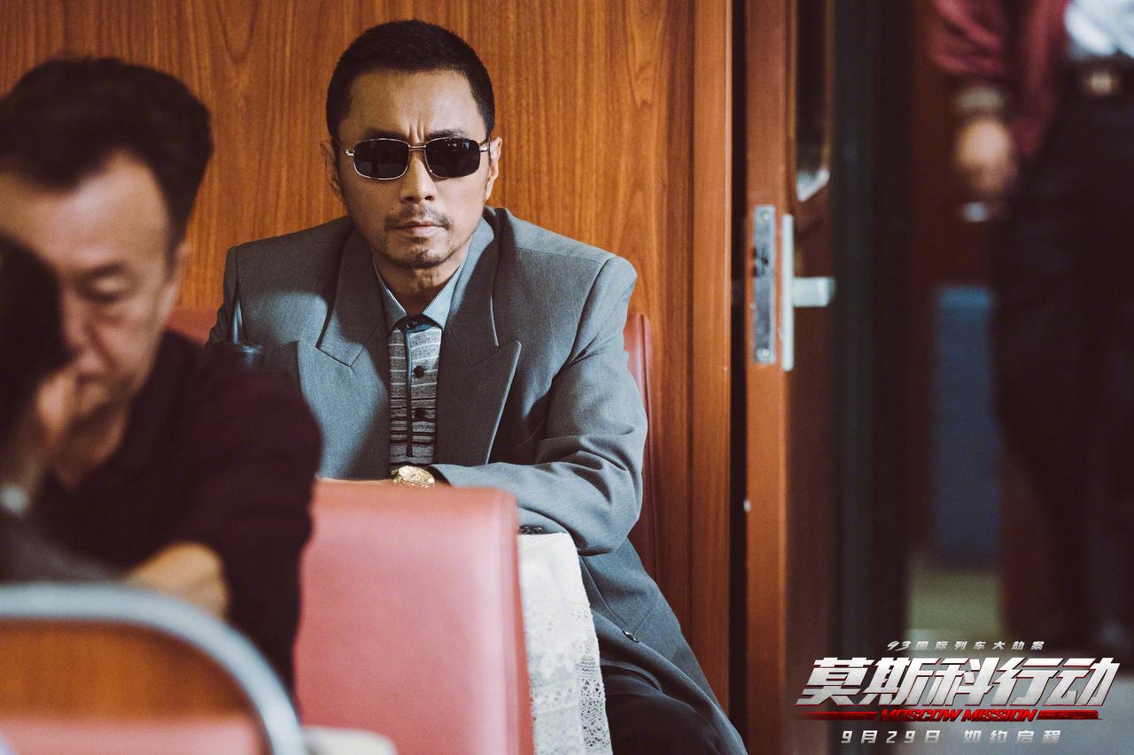 相当高产的邱礼涛，联手天王刘德华创造过一系列的票房与口碑佳绩，从《拆弹专家2》到