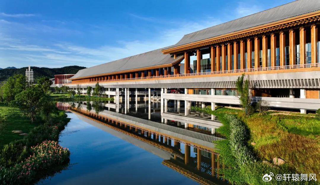 秋高气爽去宁波东钱湖骑加达车秋高气爽，适合户外骑行！宁波东钱湖环湖骑行全程约 3