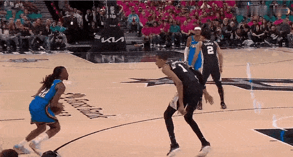 NBA 幸亏这不是sga，不然文班亚马这犯规又跑不了了……马刺全场喊亚历山大假摔