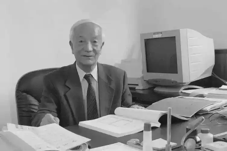 【“两弹一星”元勋王希季逝世，享年105岁】巨星陨落，国士无双！中国空间技术开创