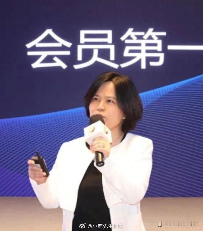山姆首席采购官张青辞职后，临时换上以前的采购官Neilmaffey。 ​