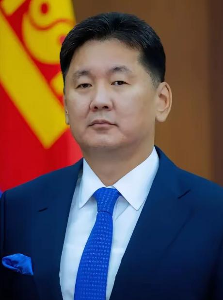 前几天，蒙古国总统呼日勒苏赫签署第362号总统令：把每年11月定为“边防月”，并