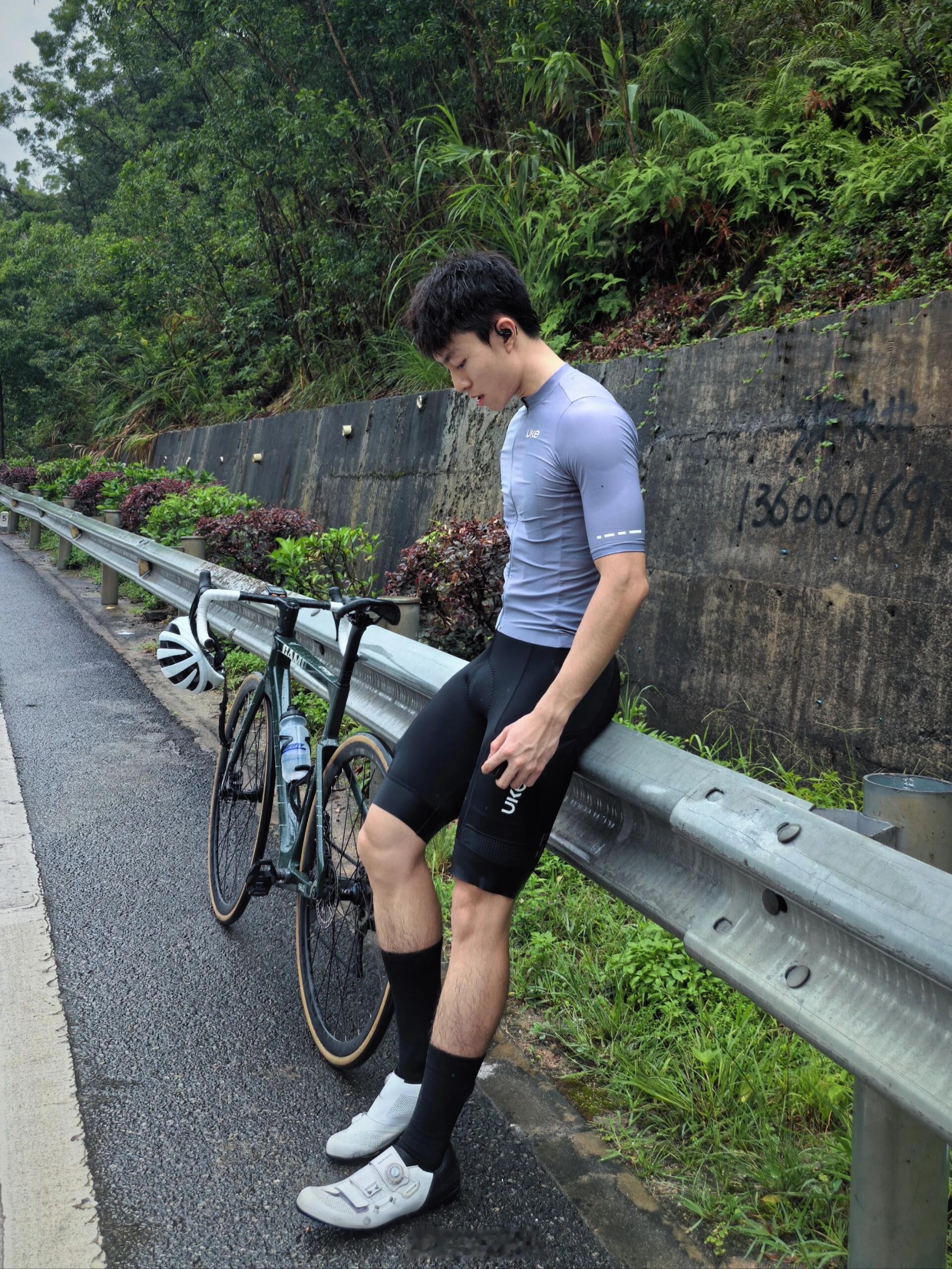 下雨关我骑车什么事？传送门丨羊啊洋 ​​​