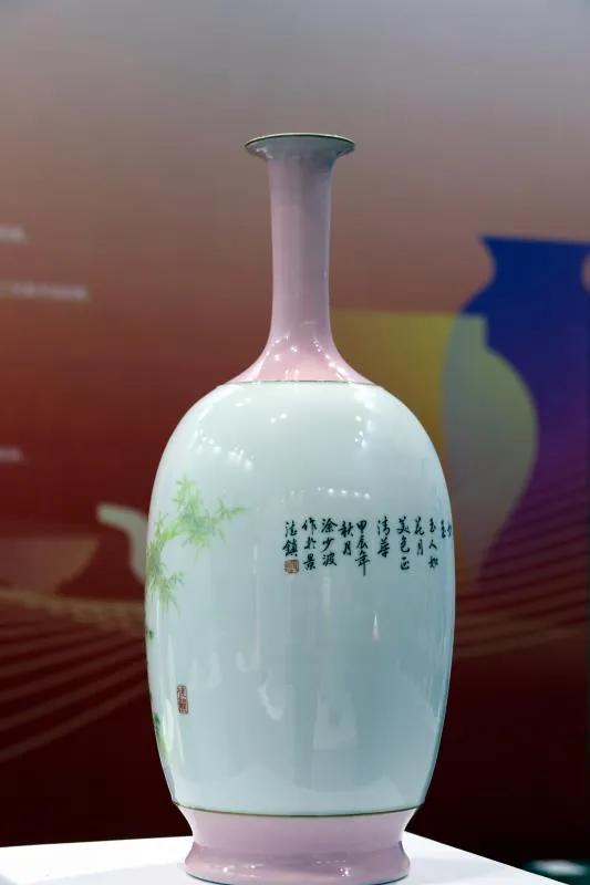 心向阳光，让负面因素远离我们。

一切戾气，多是来自攀比、嫉妒。还有的受了委屈得