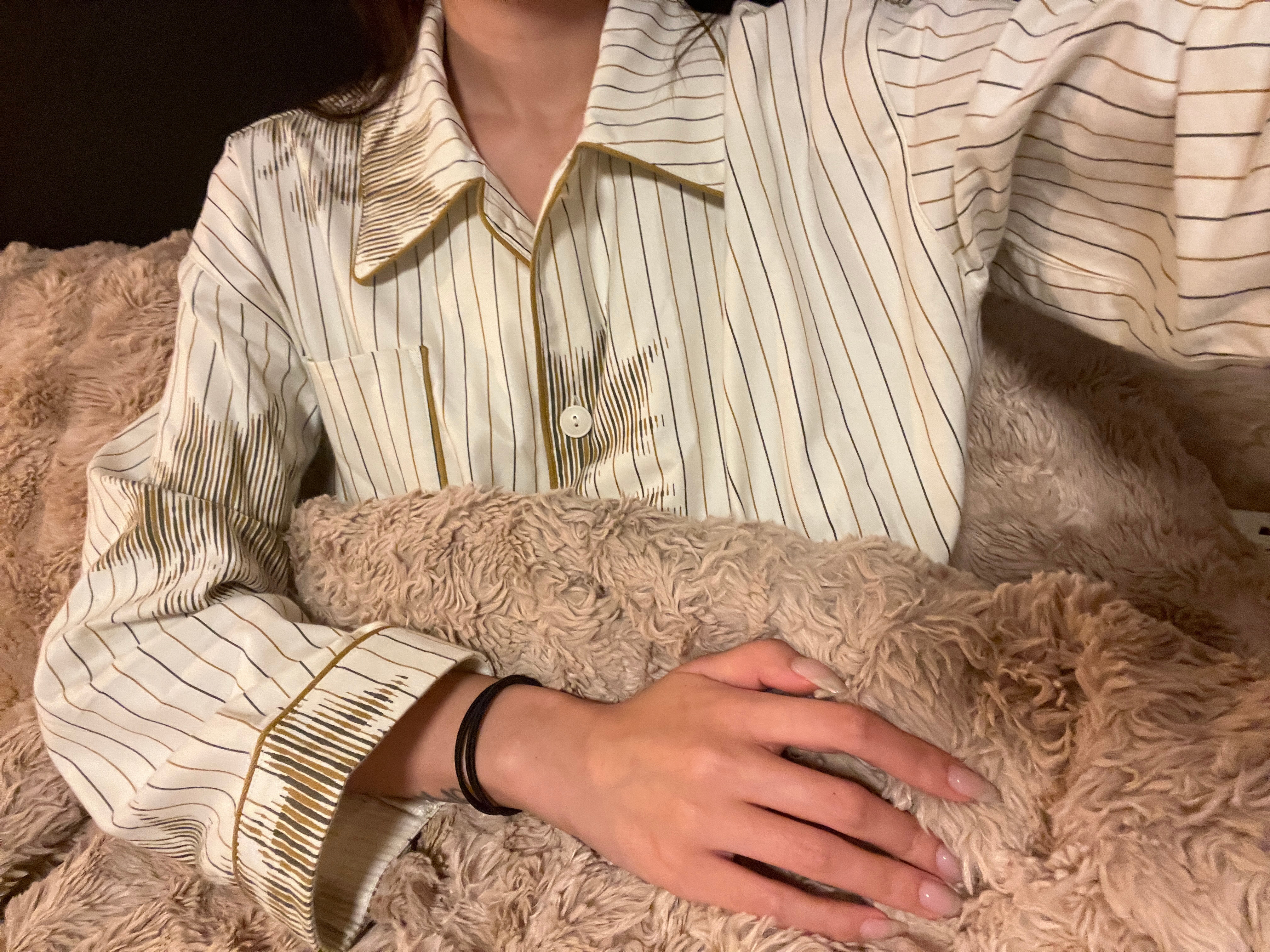 真的好喜欢穿宽松又软乎的衣服啊！恨不得一年365天都能宽宽大大的搭配一想到马上又