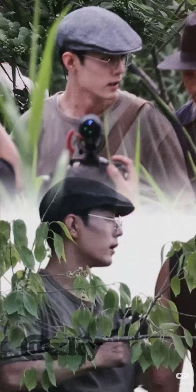 天啊怎么这么瘦 ​​​