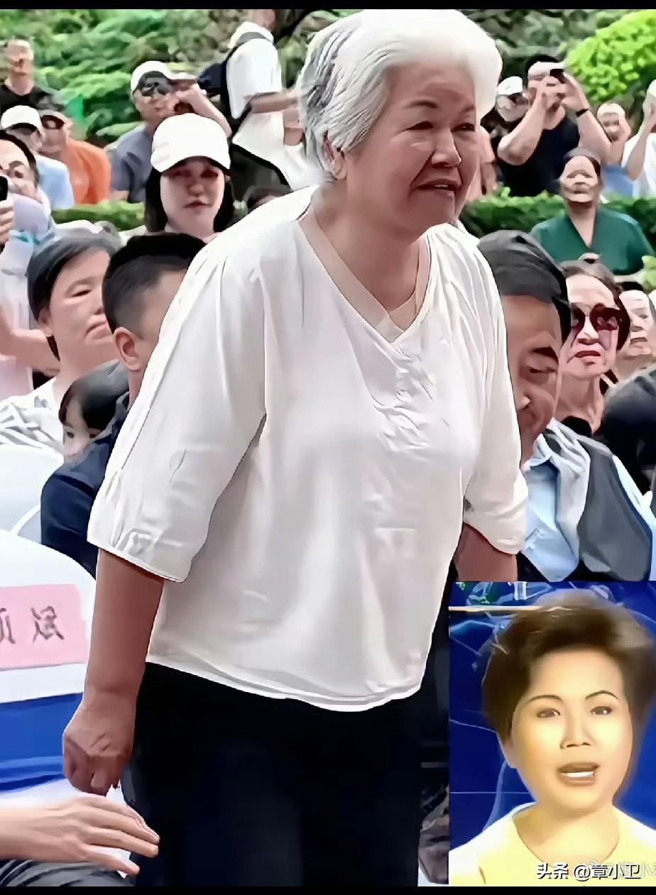 完全不敢认了！前央视《新闻联播》主持人邢质斌满头白发，居然成了耄耋老人了！ ​​