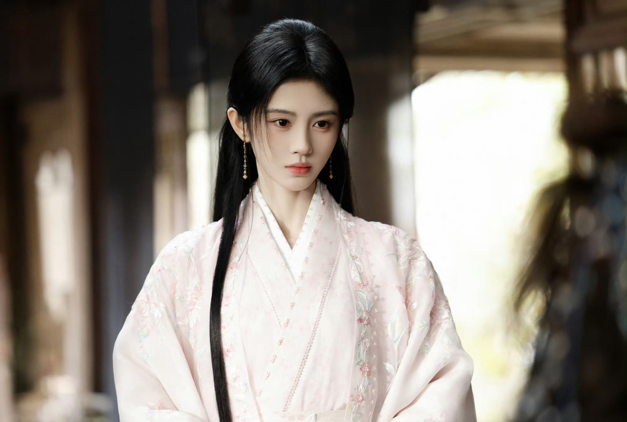 jjy鞠婧祎来战 jjy鞠婧祎阿黛 “你的星光 是秋天里的温柔坠落” 