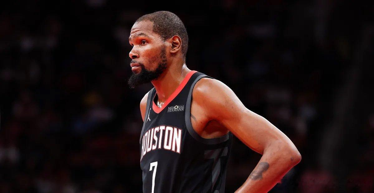 今天的KD：三节打卡28分钟30分4篮板7助攻投篮17中11，三分4中2，罚球7