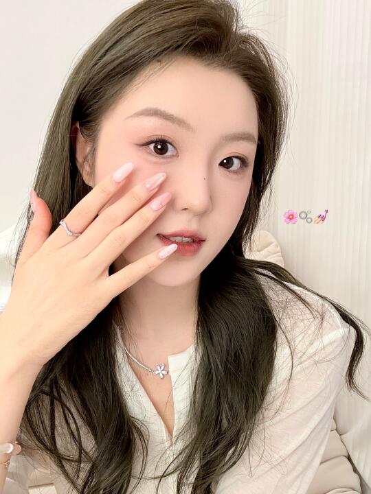 💅🏻𝙣𝙚𝙬 𝙣𝙖𝙞𝙡 ❀夏日清透美甲