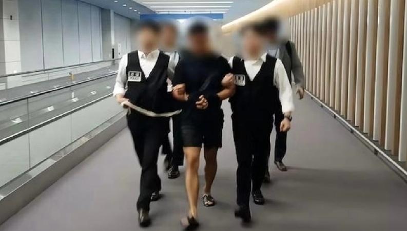 一名中国黑客涉嫌攻击多个网站，并以转账方式，从韩国受害者银行账户和数字资产账户中