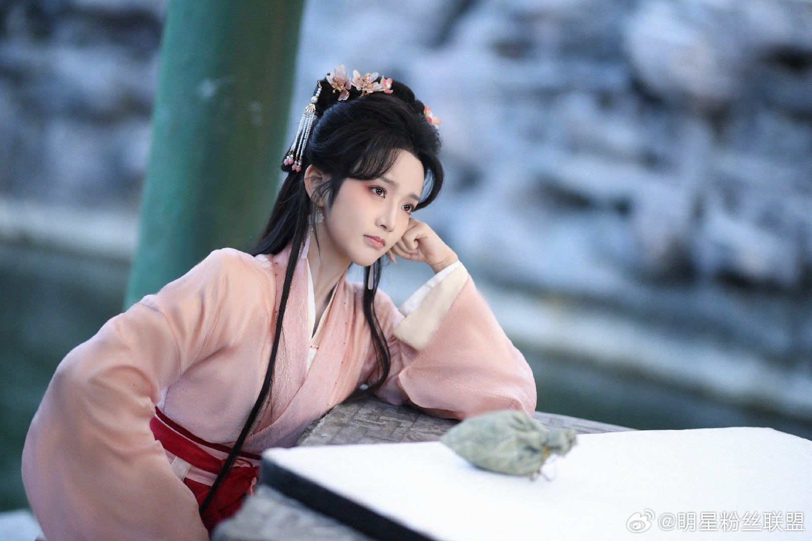谁知道我等这个主演的沧月星澜   等多久了，今天终于要播了！太好了，我是不会错过