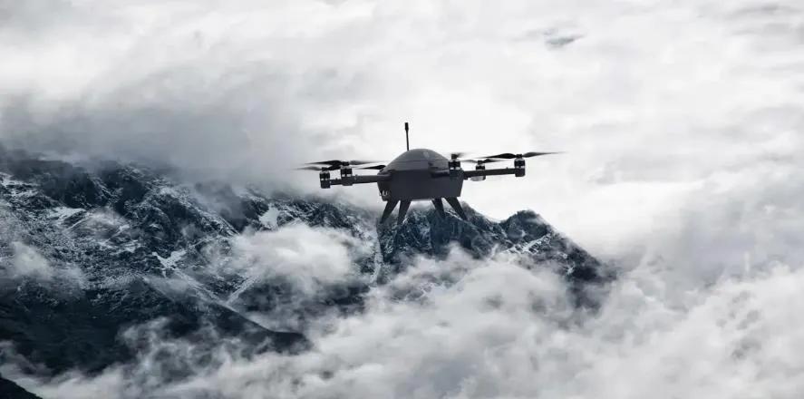 美国海军对Meteomatics公司研制的紧凑型气象无人机进行了新的测试，据称这