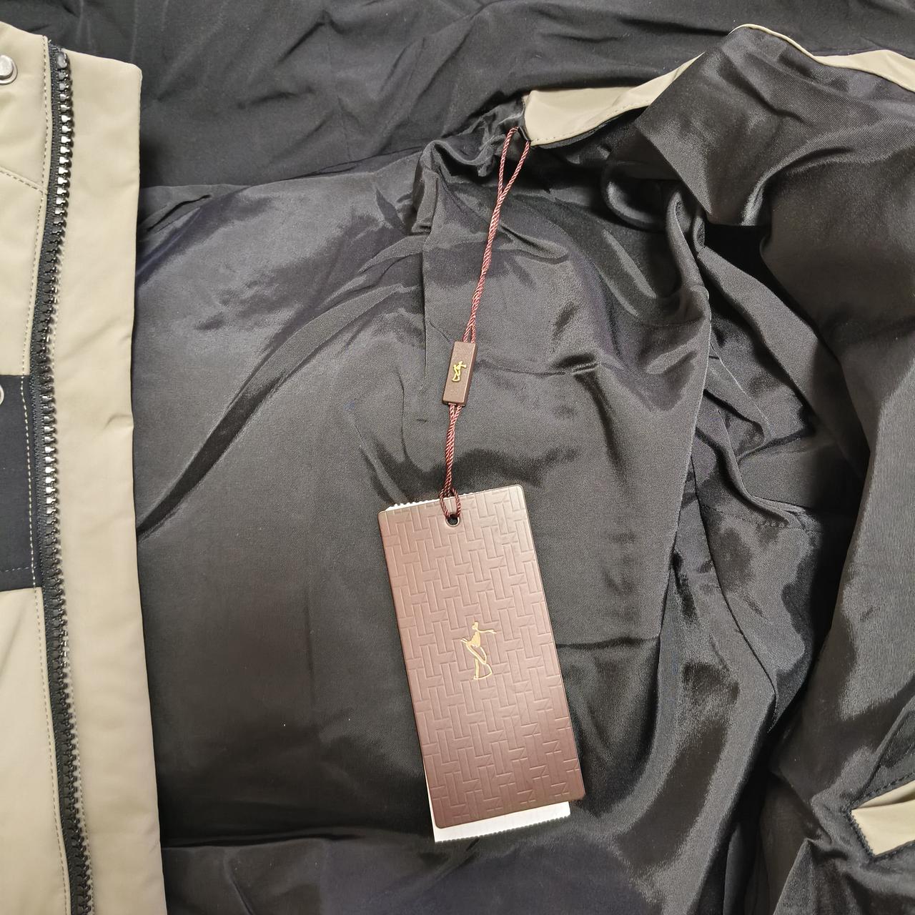 我终于知道了，
为什么男士衣服退货率低，
他们真的嫌点一下上门取件都麻烦。

老