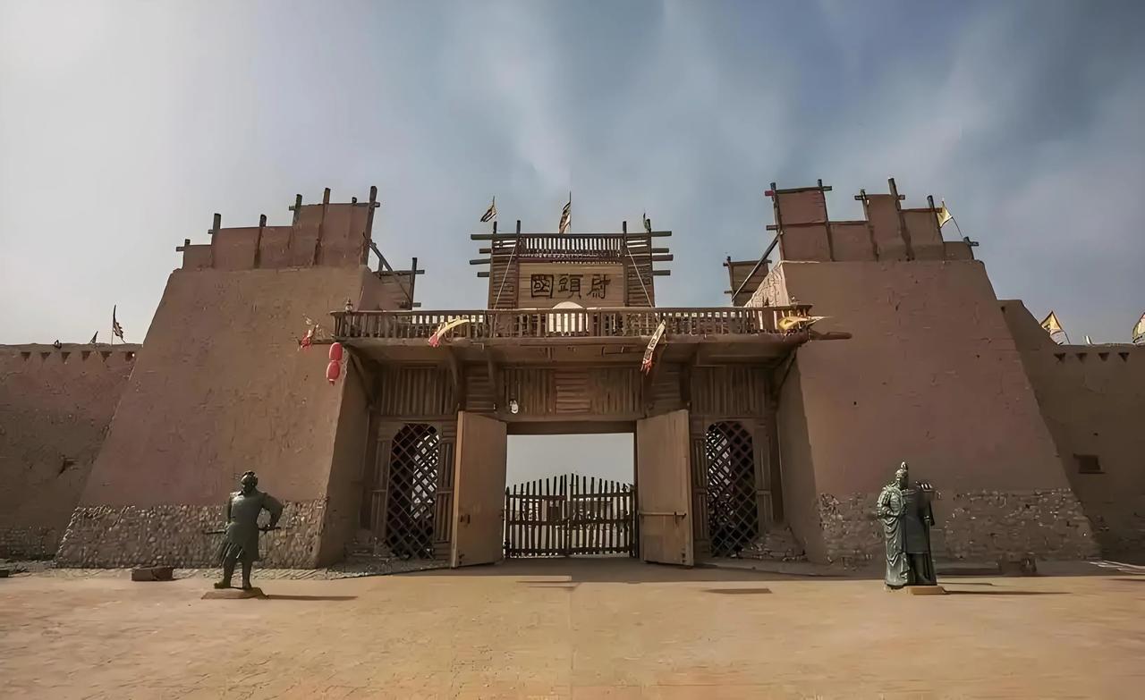 大家好，今天带大家走进一个鲜为人知，却又极具传奇色彩的历史机构——“西域长史府”