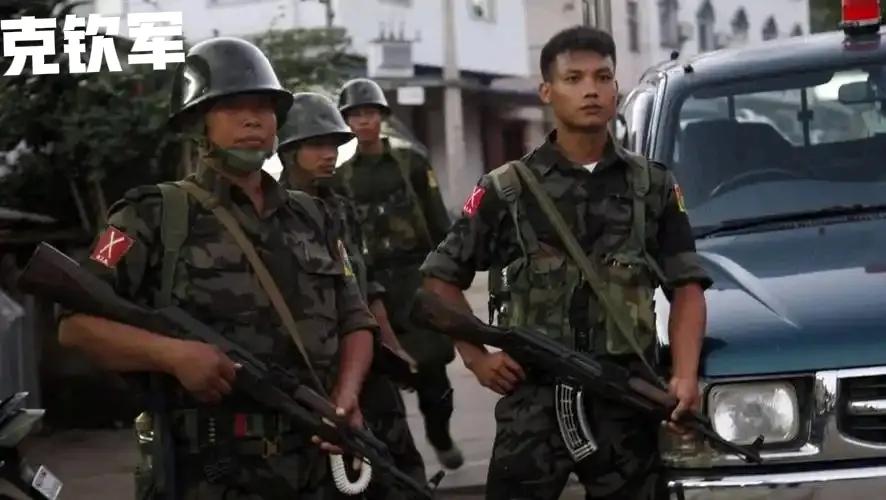 克钦独立军竟然也学会了“围魏救赵”的战斗方式。缅甸国防军与克钦独立军在帕敢持续爆