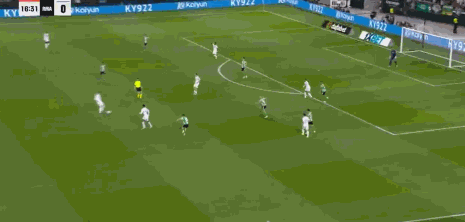 皇家贝蒂斯1比1皇马｜皇马1-1贝蒂斯，先赛落后榜首8分西甲第32轮，皇家贝蒂斯