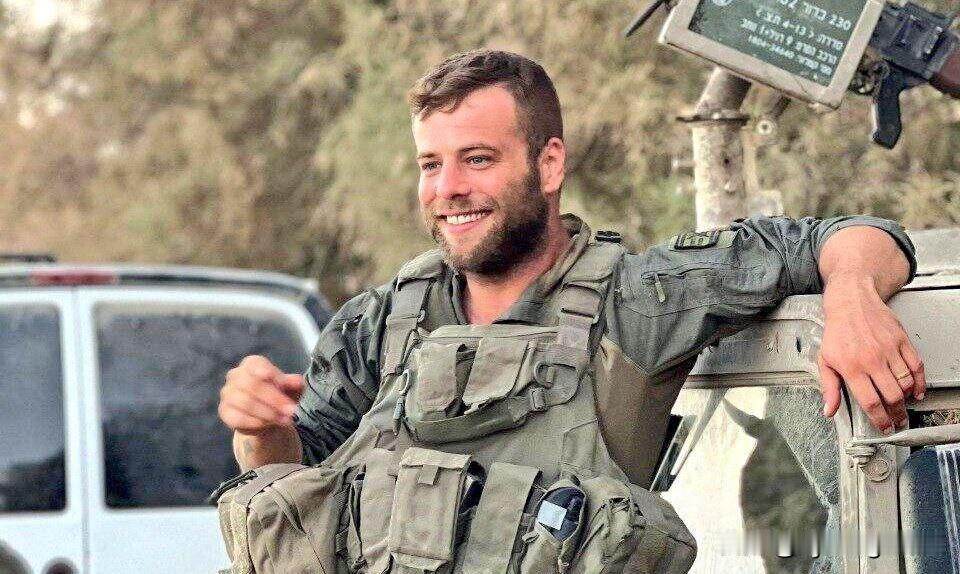 🚨🇮🇱🇵🇸曾在加沙担任坦克兵的以色列士兵德米特里·夏皮罗数日前自杀身亡