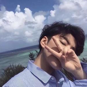 槿炎读万卷书