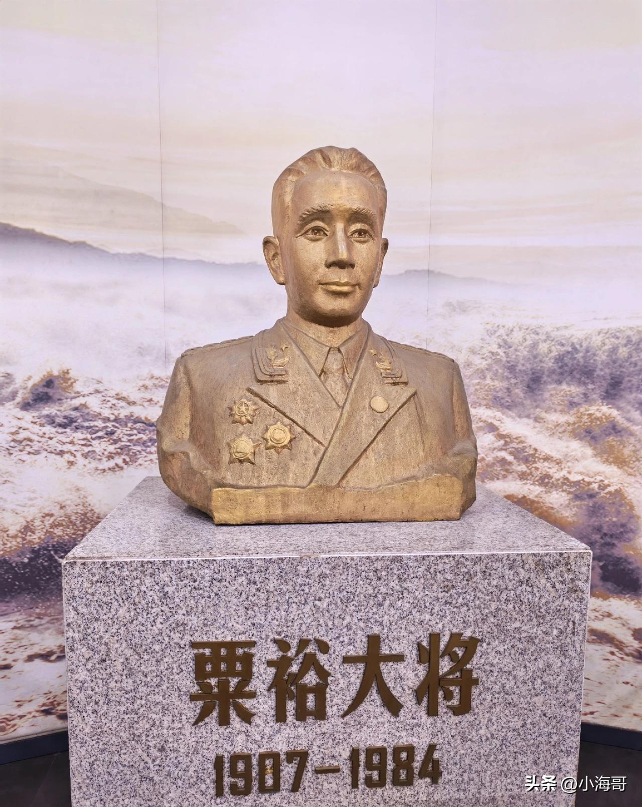 粟裕在国民党阵营的名气：从游击名将，变成国军头号噩梦
 
在整个解放战争时期，粟