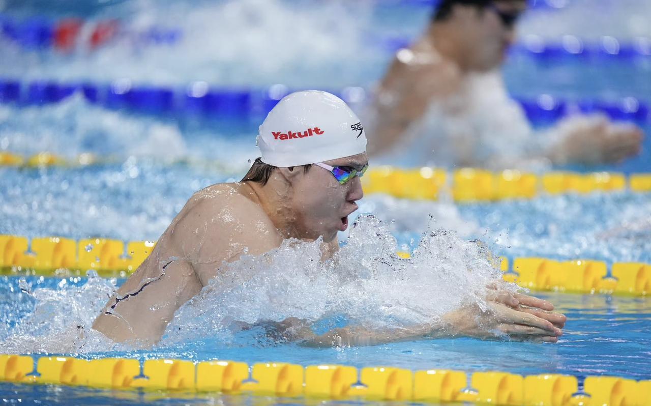 男子50米蛙泳预赛、
闫子贝 27.06
覃海洋 27.15
孙佳俊 27.62