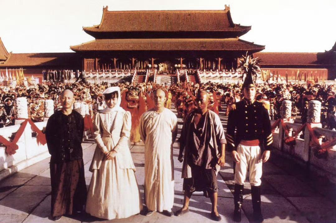 我的评分：【《黄飞鸿》系列是难得的以家国天下为主的功夫片】如果说第一部是看到了中