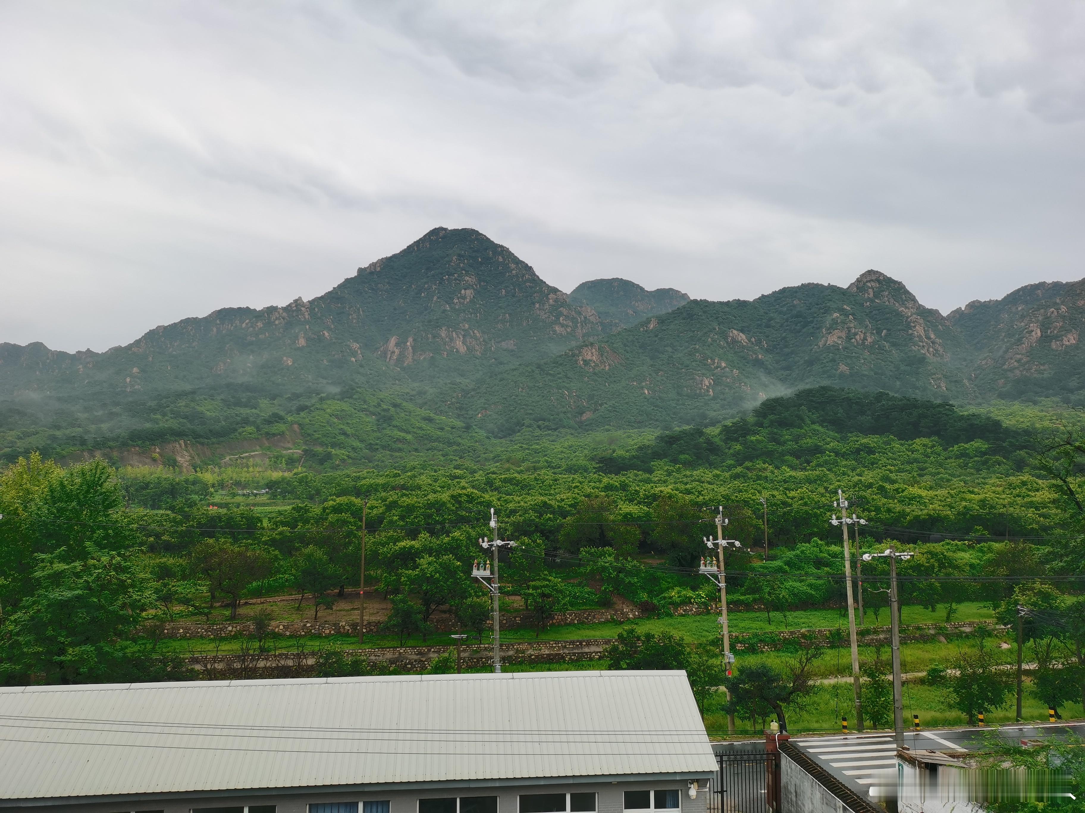 生活手记 雨后的山景！ 北京