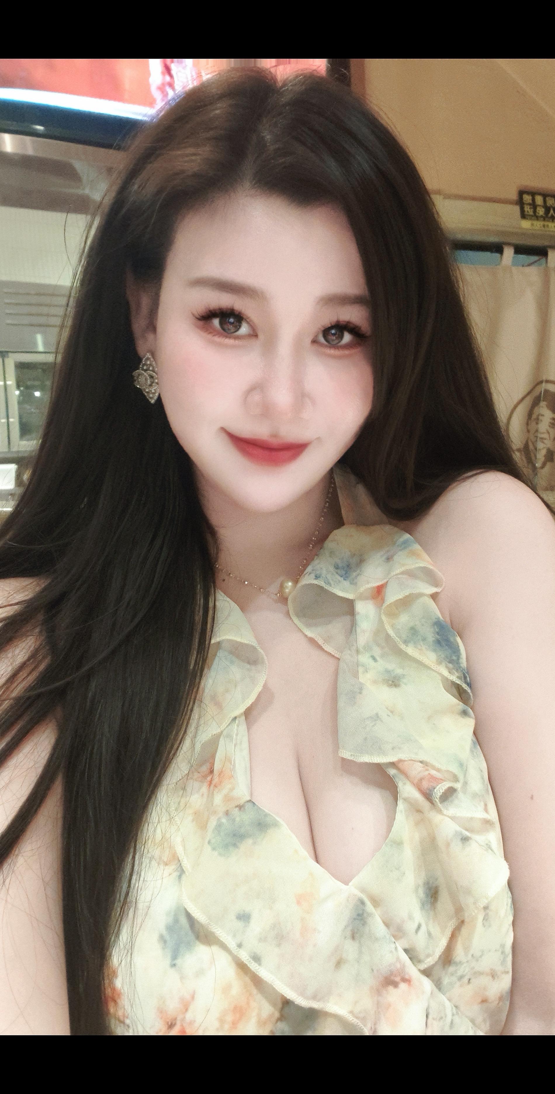 就让理智永远占上风吧。  只有认真对待的人 才配见到最美的你。