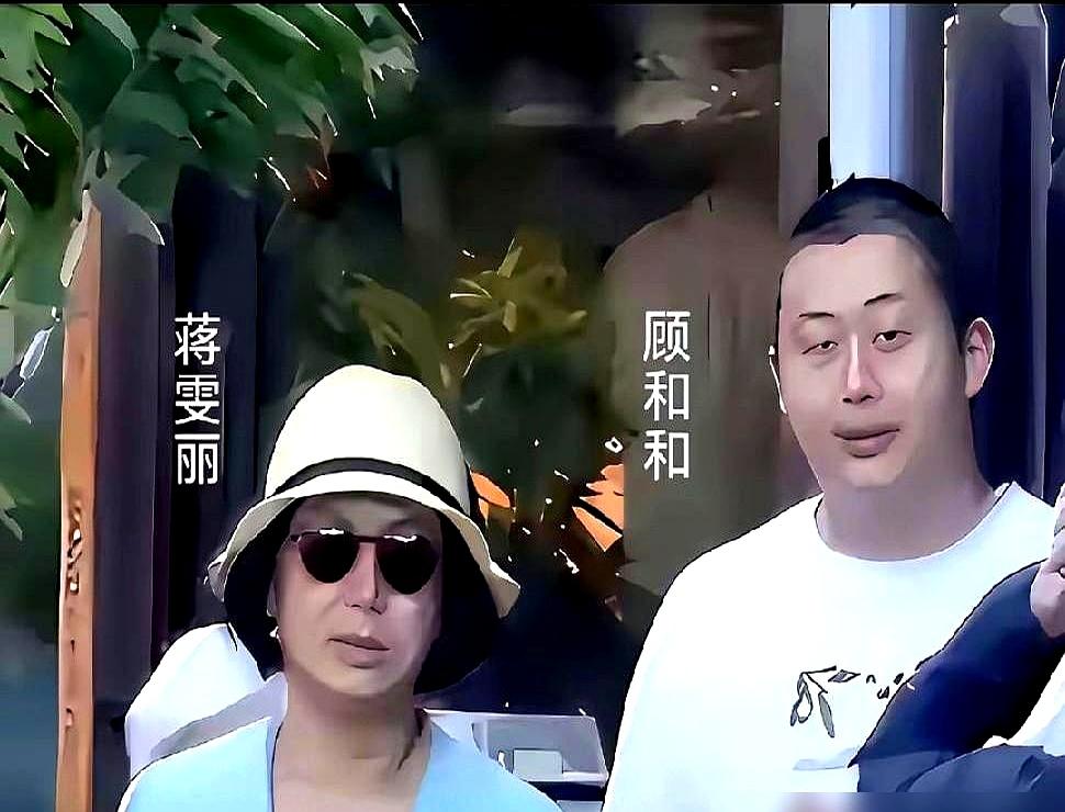 多少人削尖脑袋、哪怕整容砸钱也想往娱乐圈钻？
结果人家手握“王炸”剧本，却头也不