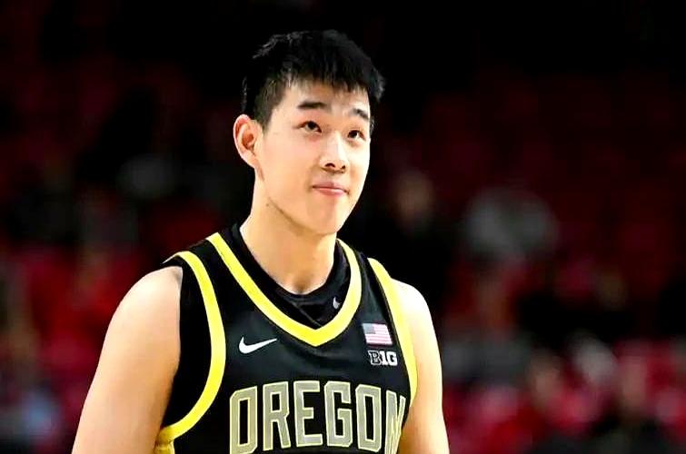 林葳这种能吃苦、敢独自留洋挑战的球员，在国内确实太罕见了。
 

同曦老板陈广川