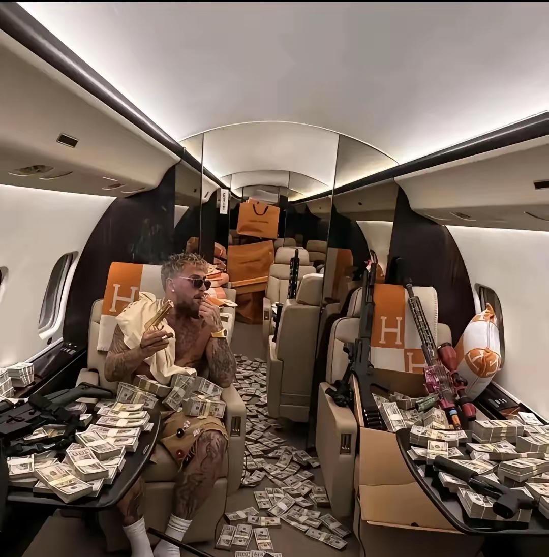 国外总爱打仗的原因是有家底[笑哭][笑哭]真厚啊