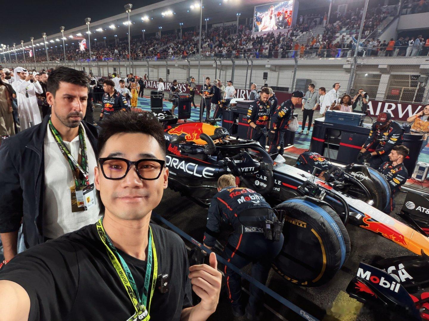 F1卡塔尔站真的太太太精彩了，潘子牛！！尤其在比赛现场，真的是时刻神经紧绷，下一