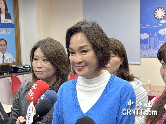 2026年高雄市长选情升温，国民党“立委”柯志恩与民进党“立委”赖瑞隆对决形势有