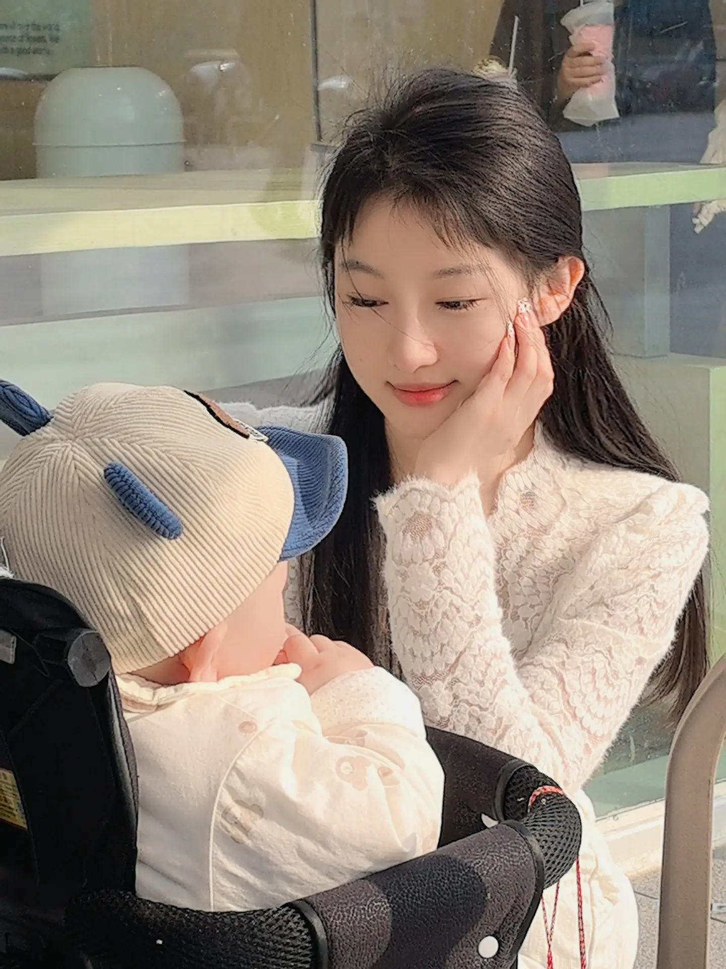 幸福没有标准答案。