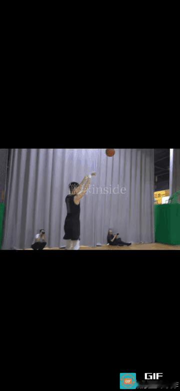 宏远出来的，真是厉害啊！而你的凯皇，无限猖狂！

他就是前青年队三分王、前广东宏
