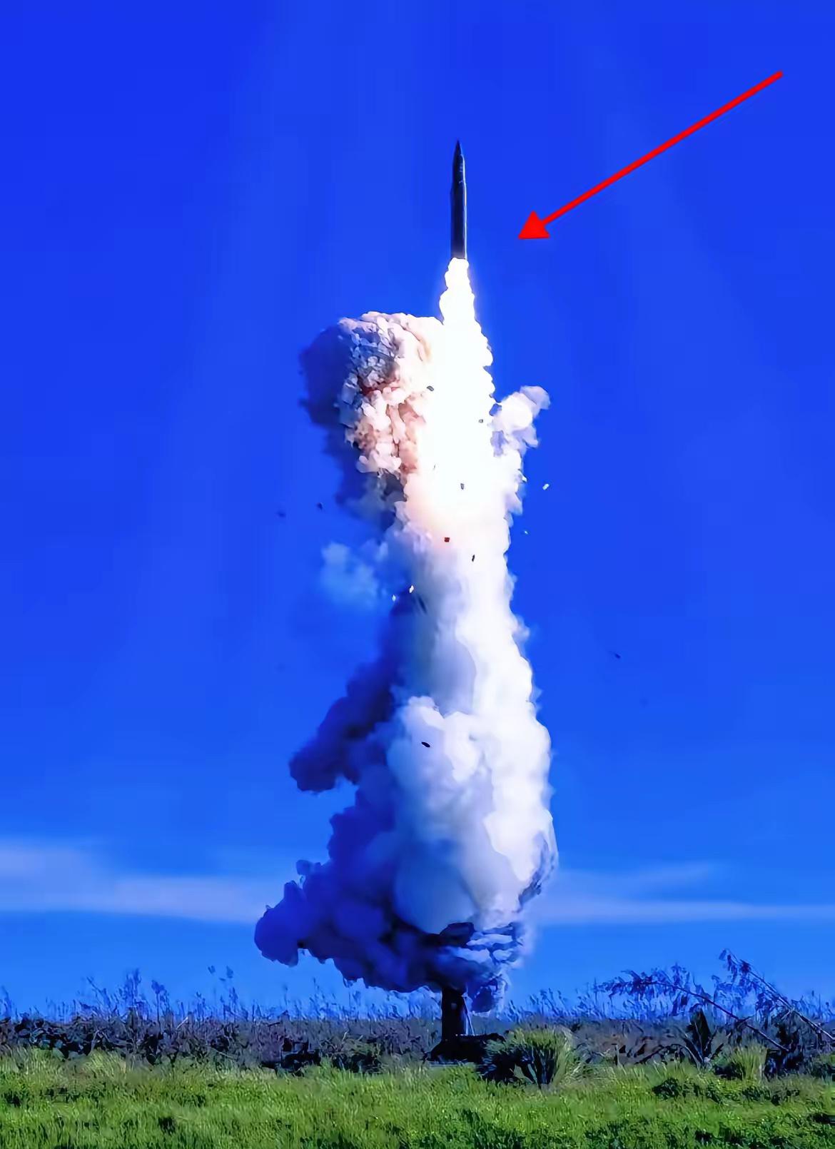 火箭军后勤部突然宣布

火箭军后勤部出手整治采购领域，翻九年旧账动真格，这力度太