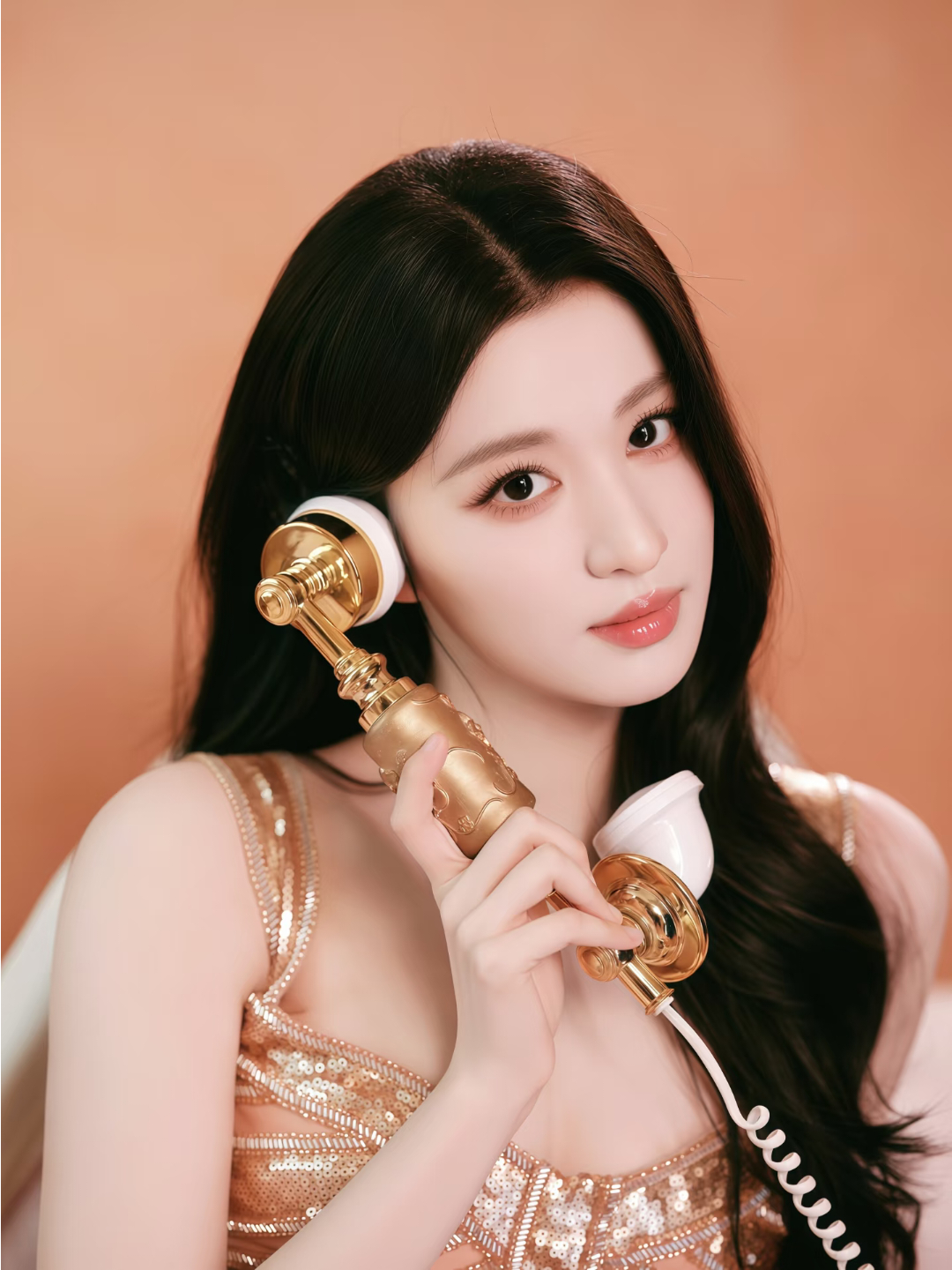 王楚然孟子义 浓颜双子星王楚然孟子义两个都是浓颜美女，一个灵动可爱，一个清冷女神