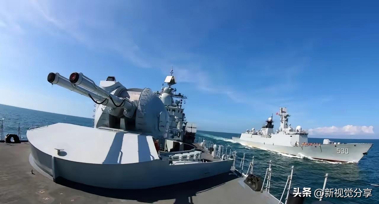 美国一直在向台湾提供武器装备，我觉得很奇怪，为什么我们不向受美国欺负的国家，提供