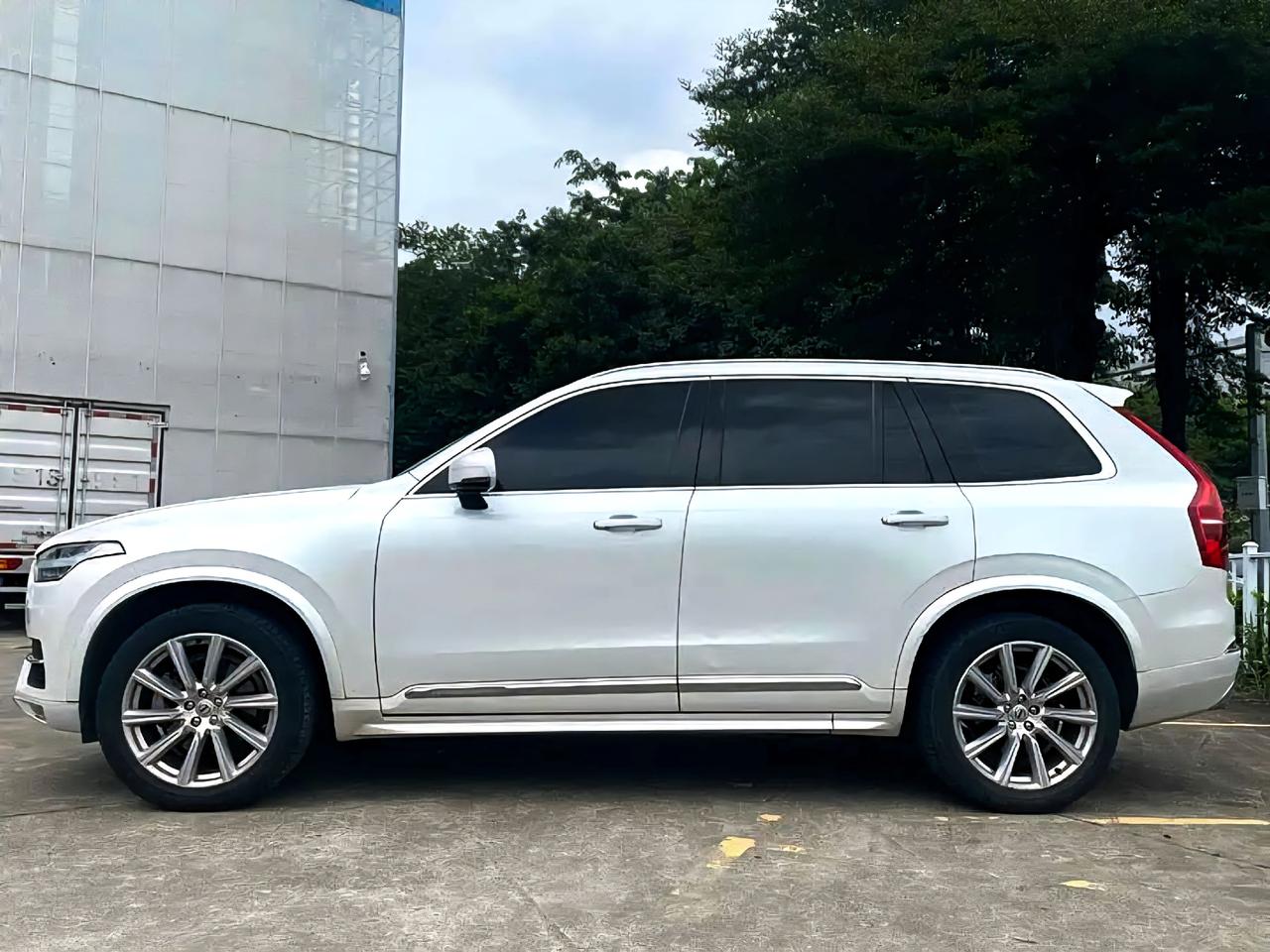 我这台18款xc90t8，今天就要做全方位的大的整理和保养了。242,672.5