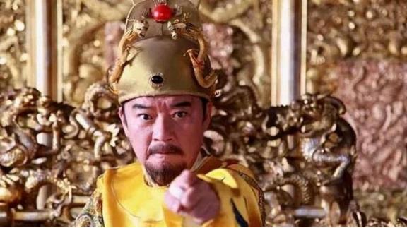 1390年，朱元璋下令抄了陈家，8岁的陈子善站出来，对着朱元璋怒吼道：“我祖父为