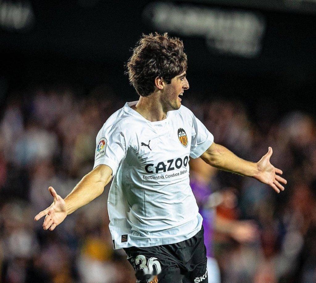 格拉可能还是会来马竞，费尔梅伦有可能被租借出去，或许会是瓦伦西亚。 ​​​