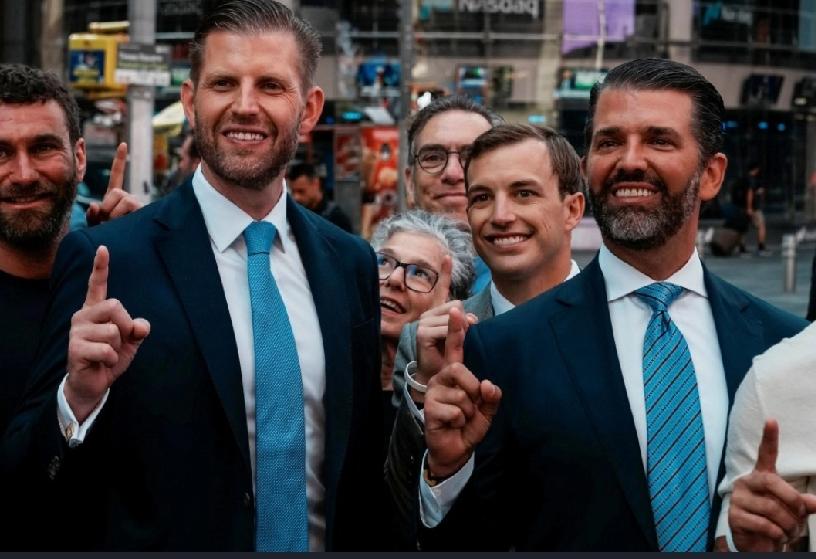 特朗普长子唐纳德（Donald Trump Jr）和次子埃里克（Eric Tru