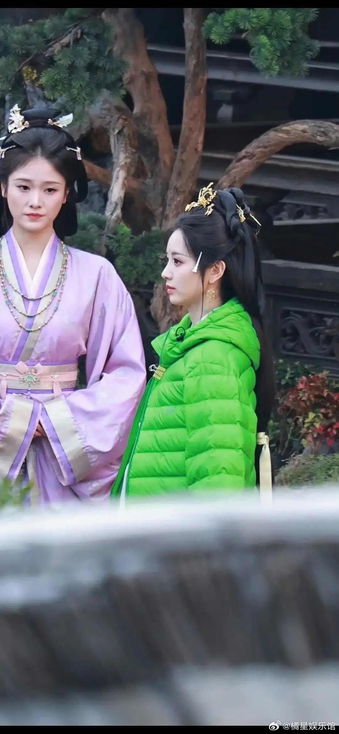 田曦薇也学赵露思，带闺蜜拍上戏了