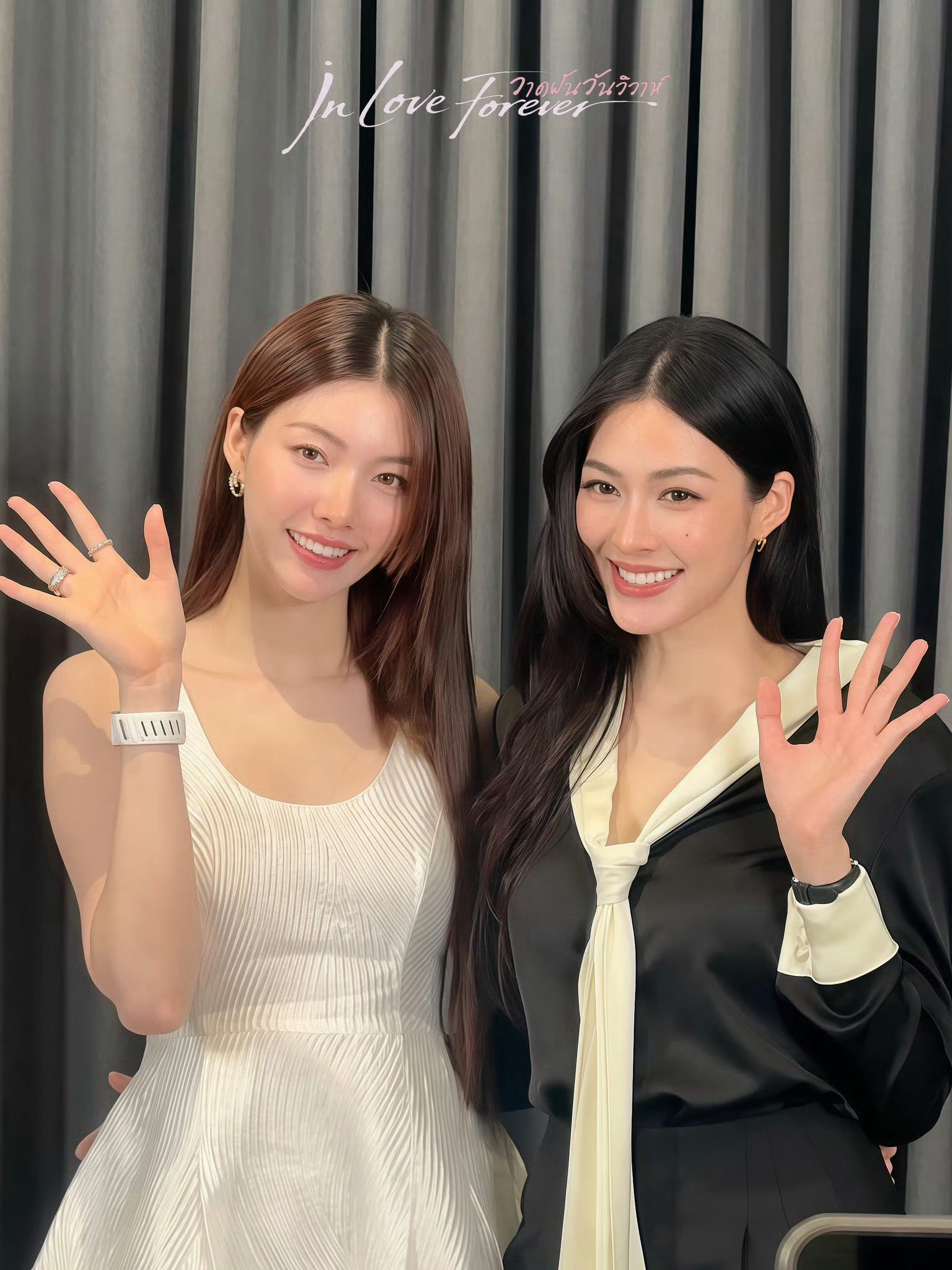 两张顶美的脸 