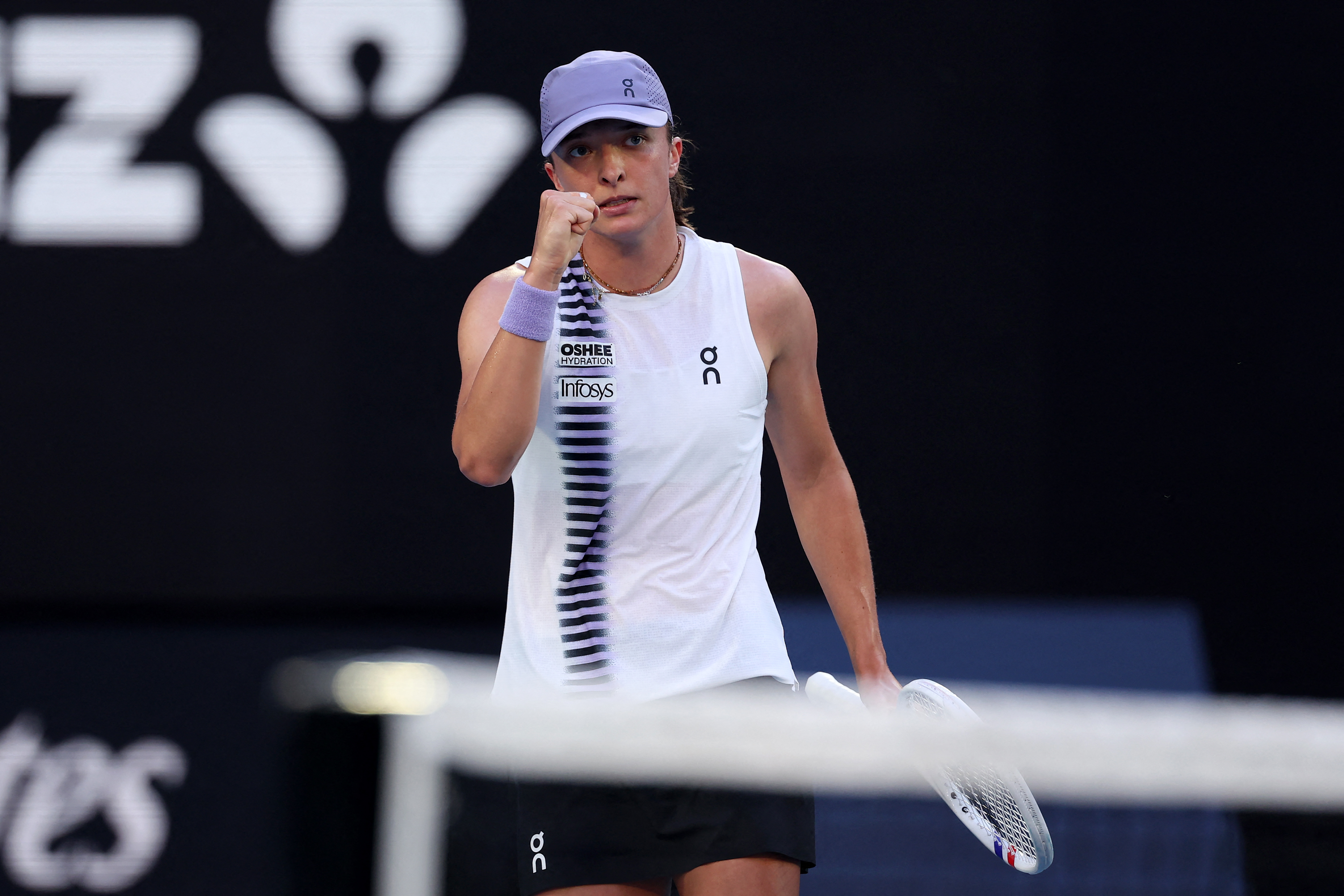 斯维亚泰克晋级将战莱巴金娜🔥2026澳网女单第四轮，2号种子斯维亚泰克6-0/