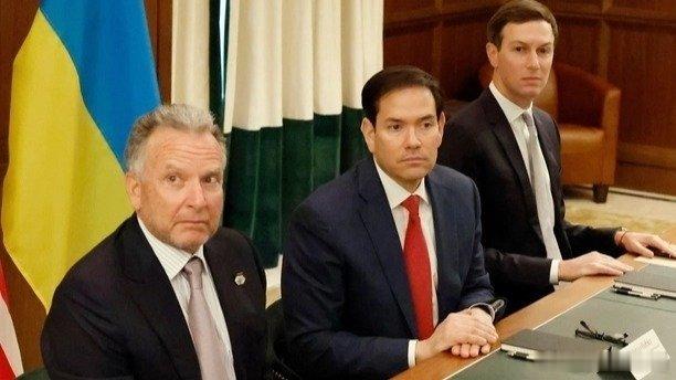 凤凰新闻【三届普利策奖得主：这是美国外交政策中最可耻的篇章之一】美国强推新的和平